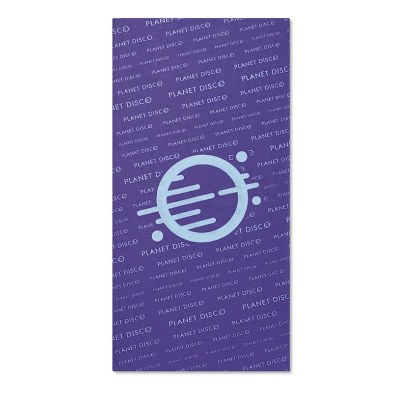 Grafica stesa di una bandana tubolare viola personalizzata in sublimazione con pattern Planet Disco.
