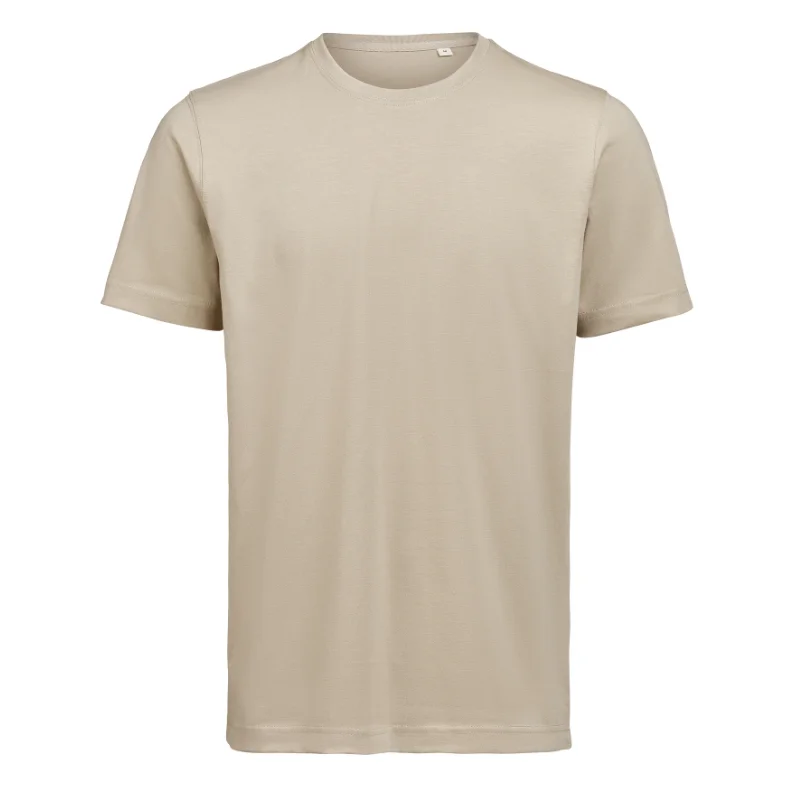 T-shirt beige in cotone organico vista frontale, ideale per personalizzazione con logo.